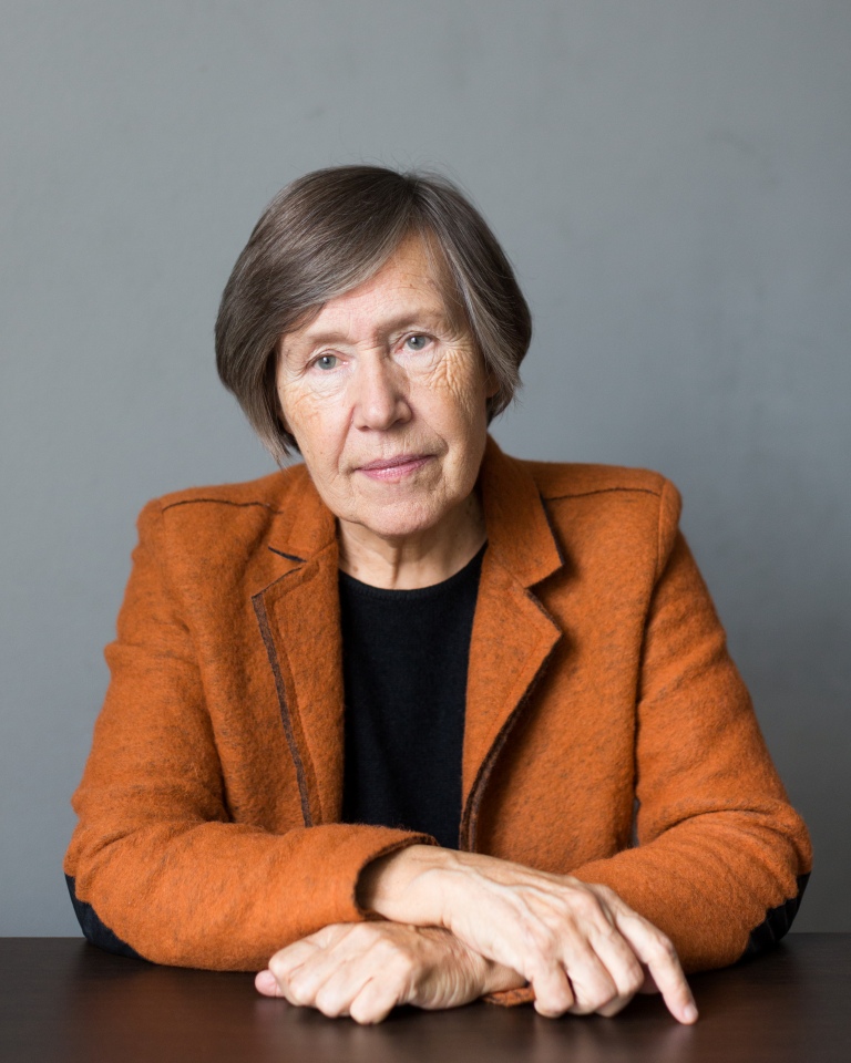 ЗВЕРЕВА Галина Ивановна